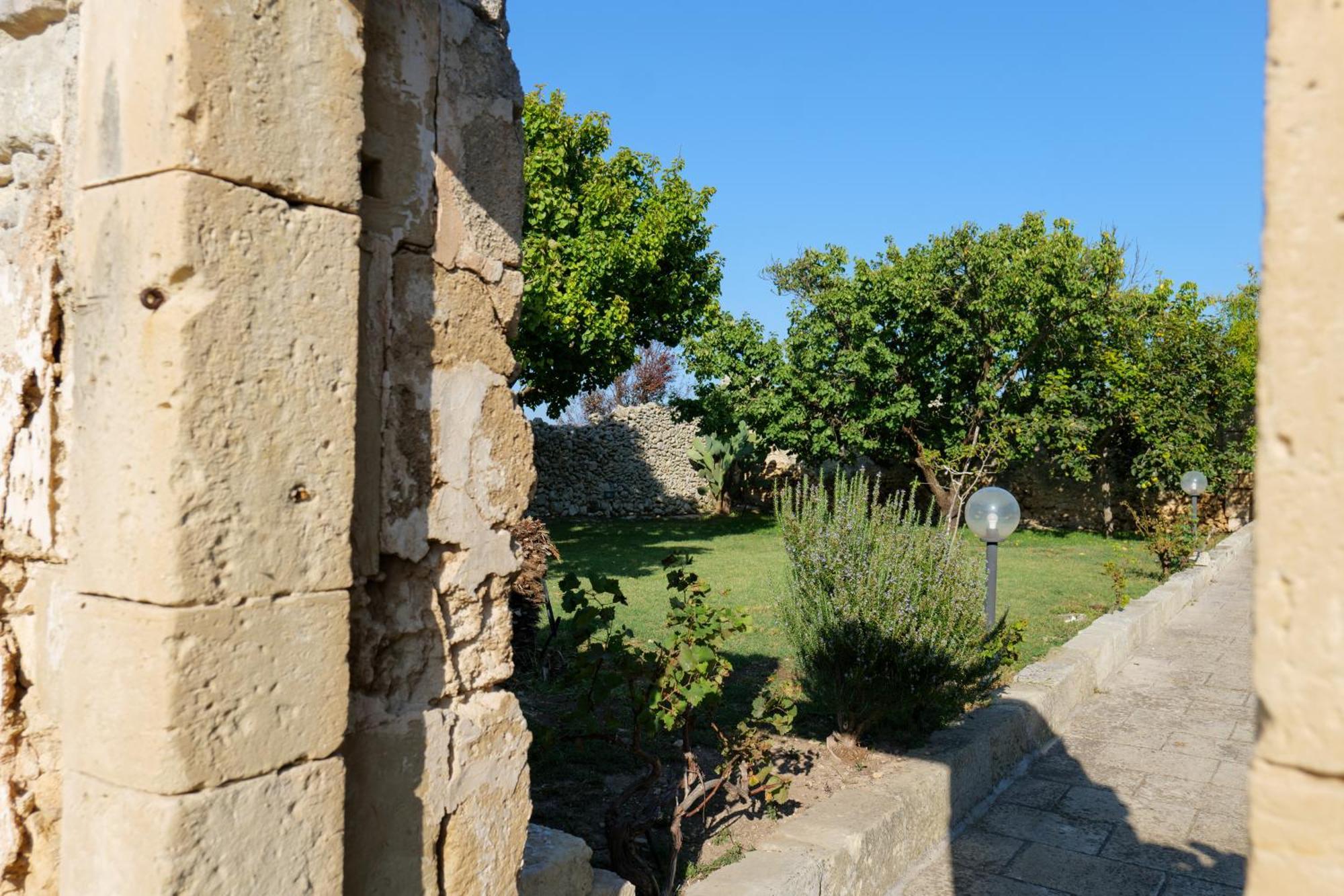 فندق Masseria Furca أليميني المظهر الخارجي الصورة